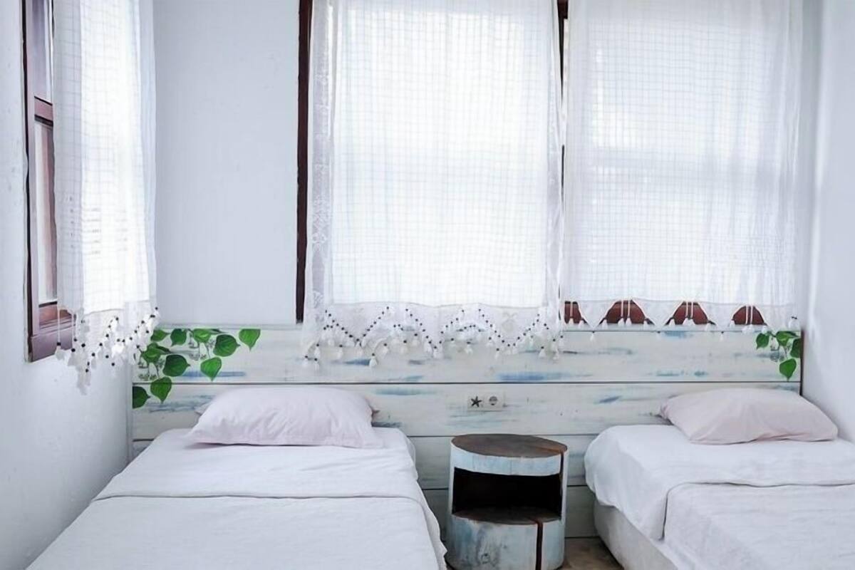 Standard Double or Twin Room, Garden View
