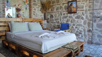 Deluxe Studio Suite, Sea View