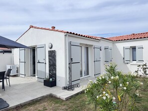 Esterni