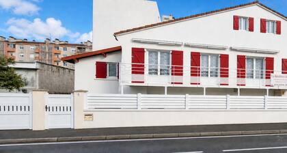 Quiet, fully equipped one-bedroom apartment near the Dax Thermal Baths