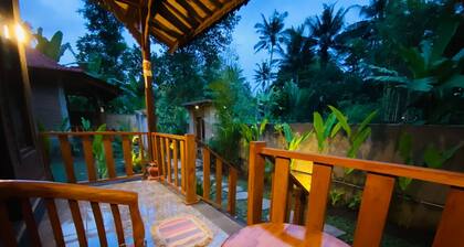 Rumah Kabin Sepi dan Tenang Suasana Hutan di Ubud