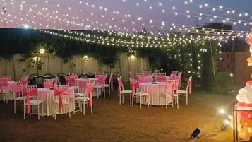 Área para banquetes al aire libre