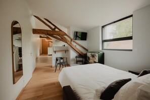 Room - The Bresteau Annex (Beillé)
