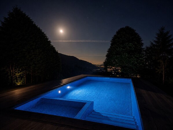 Piscine extérieure