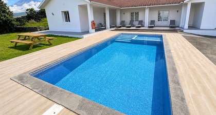 Pico Island Villa 20 · Private Pool, Sea & Pico View
