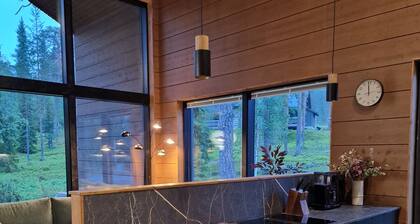 Stylish 4BR Villa for 10 - Private Jacuzzi & Sauna