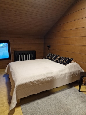 Huvila, 4 makuuhuonetta, sauna | Ilmainen Wi-Fi, vuodevaatteet
