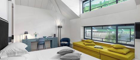 4 bedrooms, free WiFi, bed sheets