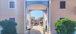Apartment, Balkon, Stadtblick | Unterkunftsgelände