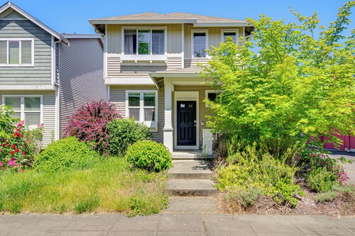 Half Block to Train! South Beacon Hill Area Home