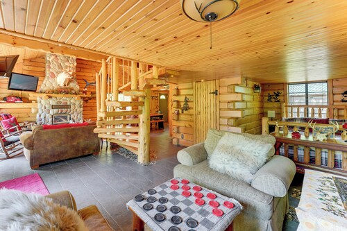 Angler Friendly! Pere Marquette Riverfront Retreat