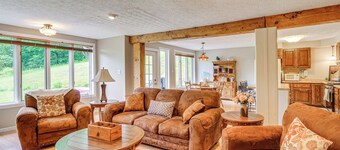 Mountain Retreat Near Cherry Springs w/ Game Room