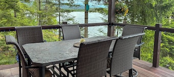 Waterfront Gem on the River! Hot Tub & Boat Dock!