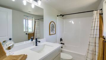 Rumah (4 Bedrooms) | Interior