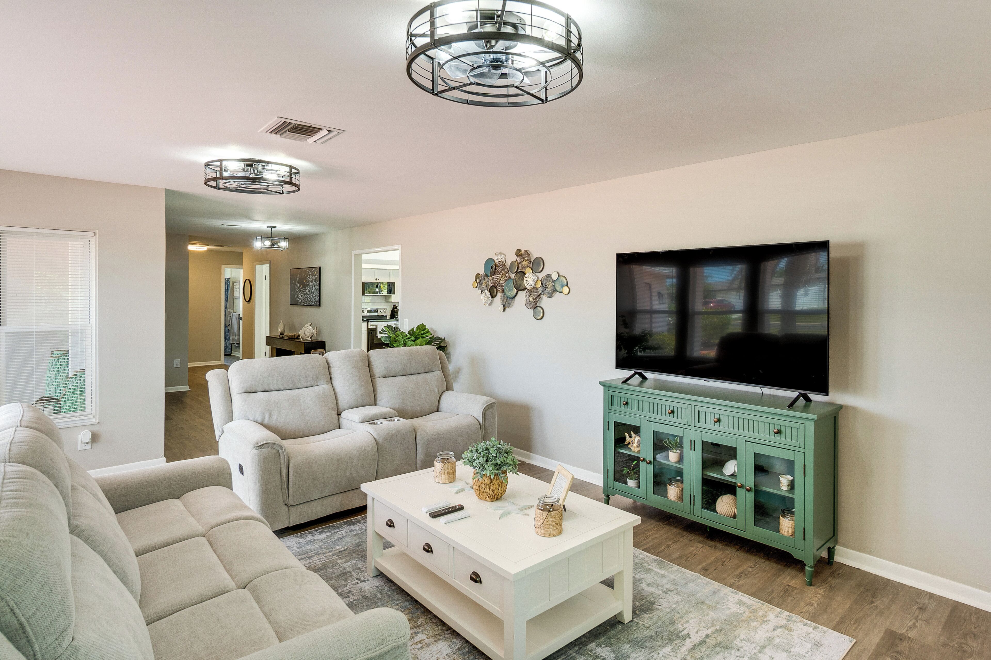 House (2 Bedrooms) | Interior