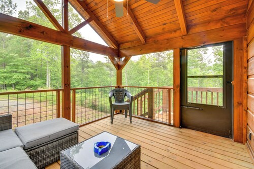 Hunt & Fish Nearby! Peaceful & Remote Bostic Cabin