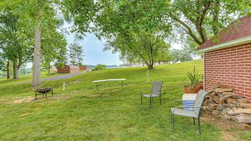 House (3 Bedrooms) | Front of property