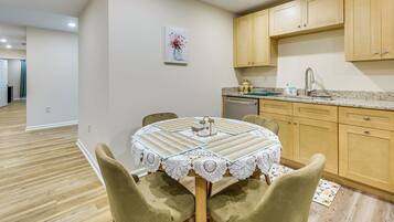 Apartment (2 Bedrooms) | Interior