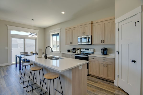 House (6 Bedrooms) | Interior - 6 Mi to Dtwn! Idaho Falls Escape w/ Private Yard (Idaho Falls)