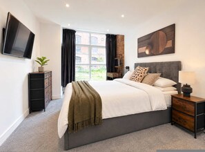 House | 1 bedroom, Internet - Stylish 1BR - Sleeps 4 - Free Parking - Manchester (Manchester)