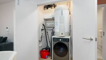 House | 2 bedrooms, Internet