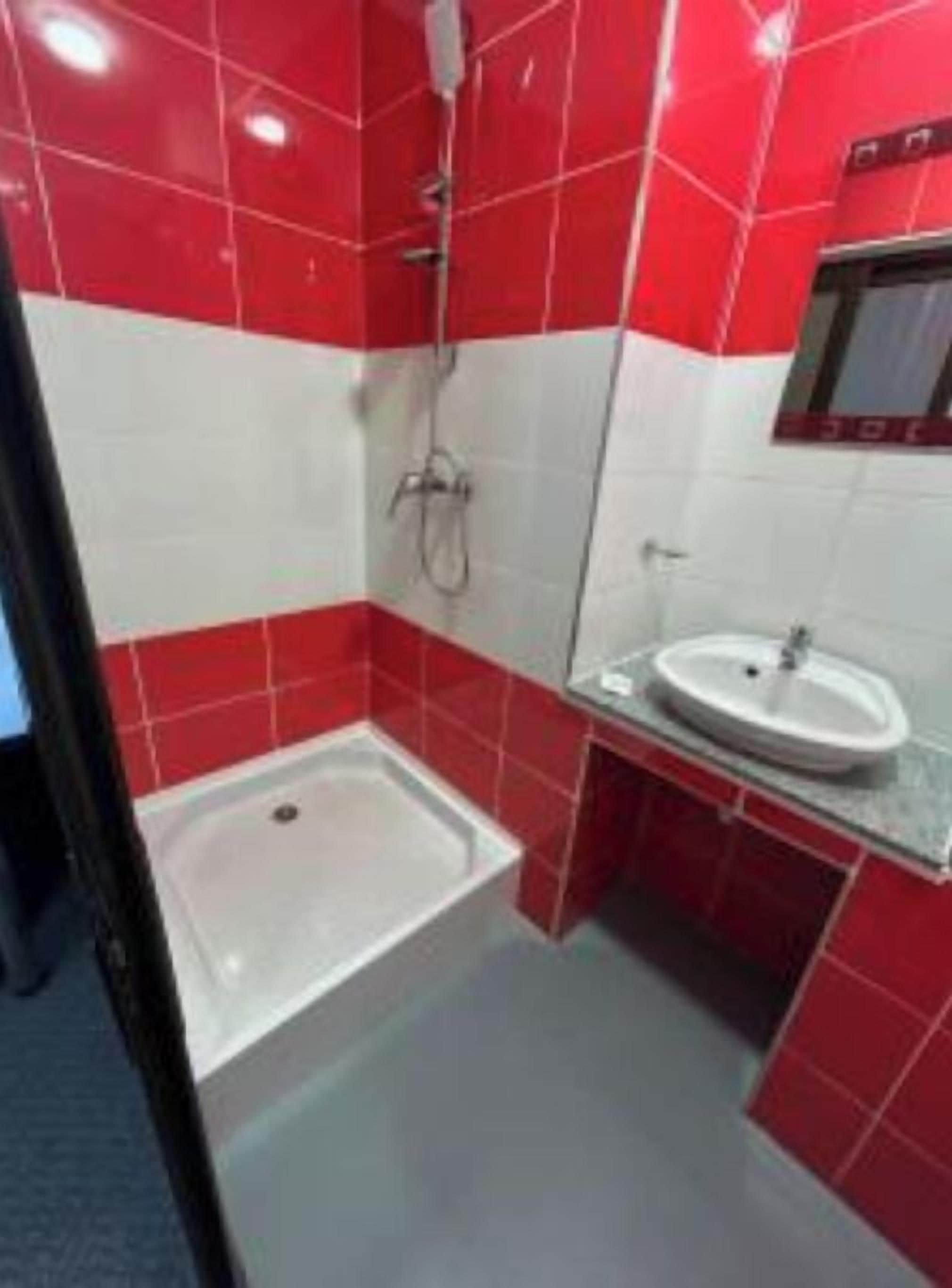 Towels, soap, shampoo, toilet paper
