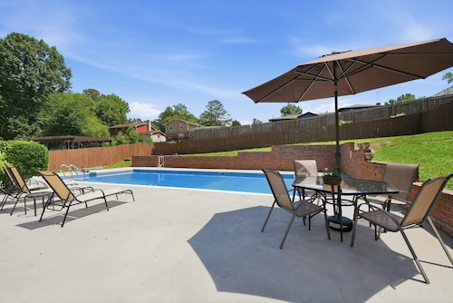 Private Pool Oasis 15 Mins To World Cup Sleeps 10 4 Bedroom Home