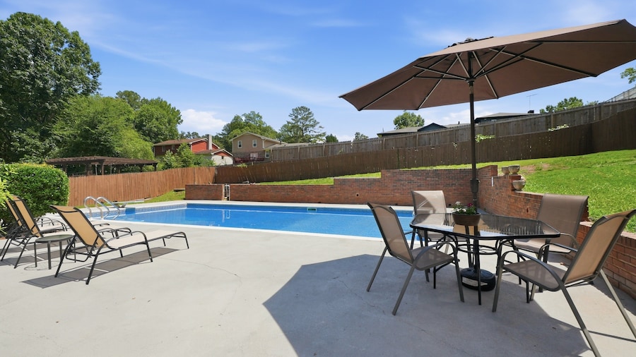 Private Pool Oasis 15 Mins To World Cup Sleeps 10 4 Bedroom Home