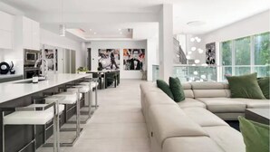 Unclassified image, 2 of 40, button - Luxury Brickell Home, Rooftop Pool, BBQ, City Lights (Miami)