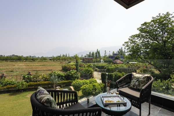 Luxury Villa | Outdoor dining