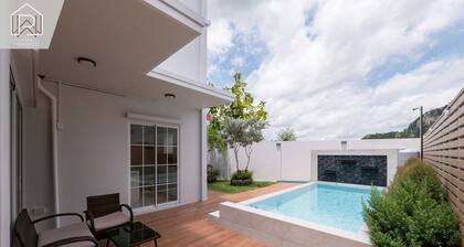 Minimalist Mountain View Pool Villa in Saraburi Up to 12 Guests