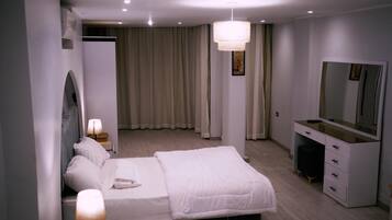 Blackout curtains, iron/ironing board, free WiFi