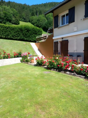 Guest Room 'La Rossinière' with Mountain View, Private Terrace, and Wi-Fi