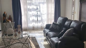 Apartment, 2 Bedrooms, Accessible, Terrace | Living room
