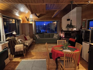 TV, fireplace, offices