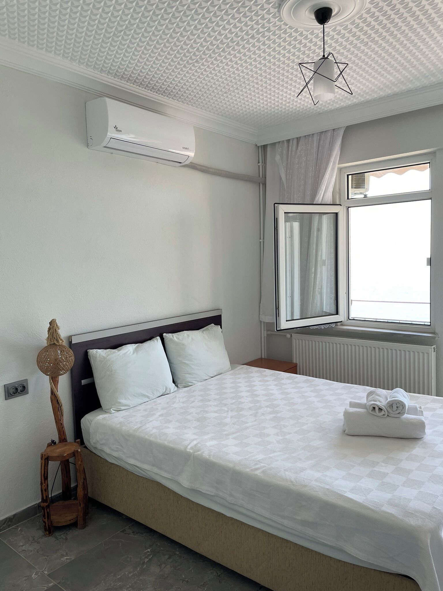 Kamar Klasik, balkon, pemandangan laut | Minibar, Wi-Fi gratis, dan seprai linen