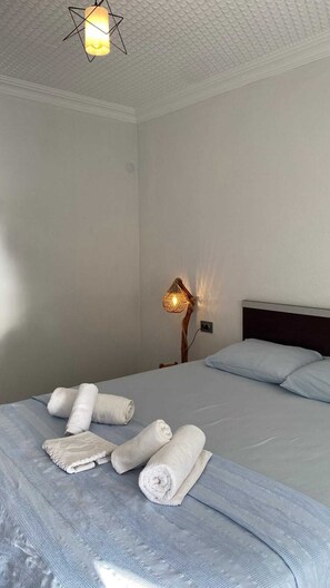 Classic Room, Balcony, Sea View | Free WiFi - Hisar Beach Hotel (Güzelcehisar)