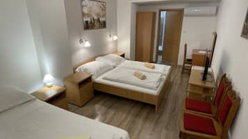 Classic Triple Room, Courtyard View