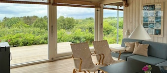 1980s wooden house with views over Aarhus Bay