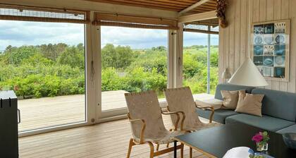 1980s wooden house with views over Aarhus Bay