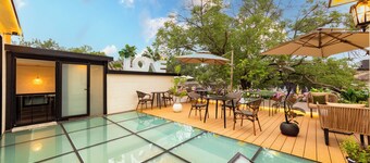 Le Qin Courtyard Hotel
