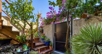Chambre d’hôtes « Chambre Jardin » avec jardin privé et climatisation