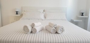 Wifi gratis y ropa de cama 
