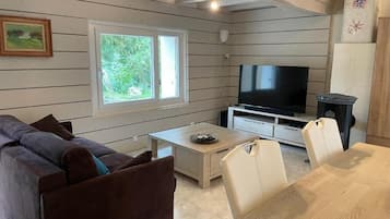 House, Garden View | Living area