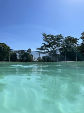 Seasonal outdoor pool - cinegite (Saint-Pey-de-Castets)