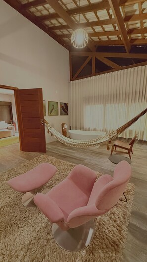 Estudi de luxe, vistes al llac | Interior