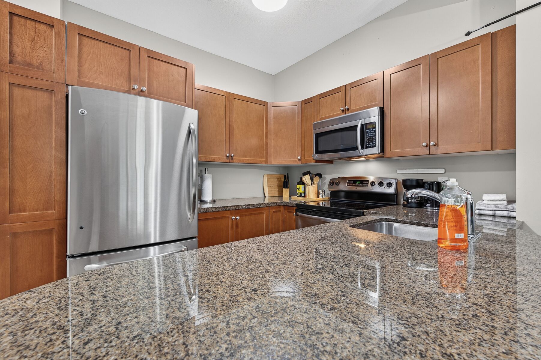 Comfort Condo, 1 Bedroom | Private kitchen