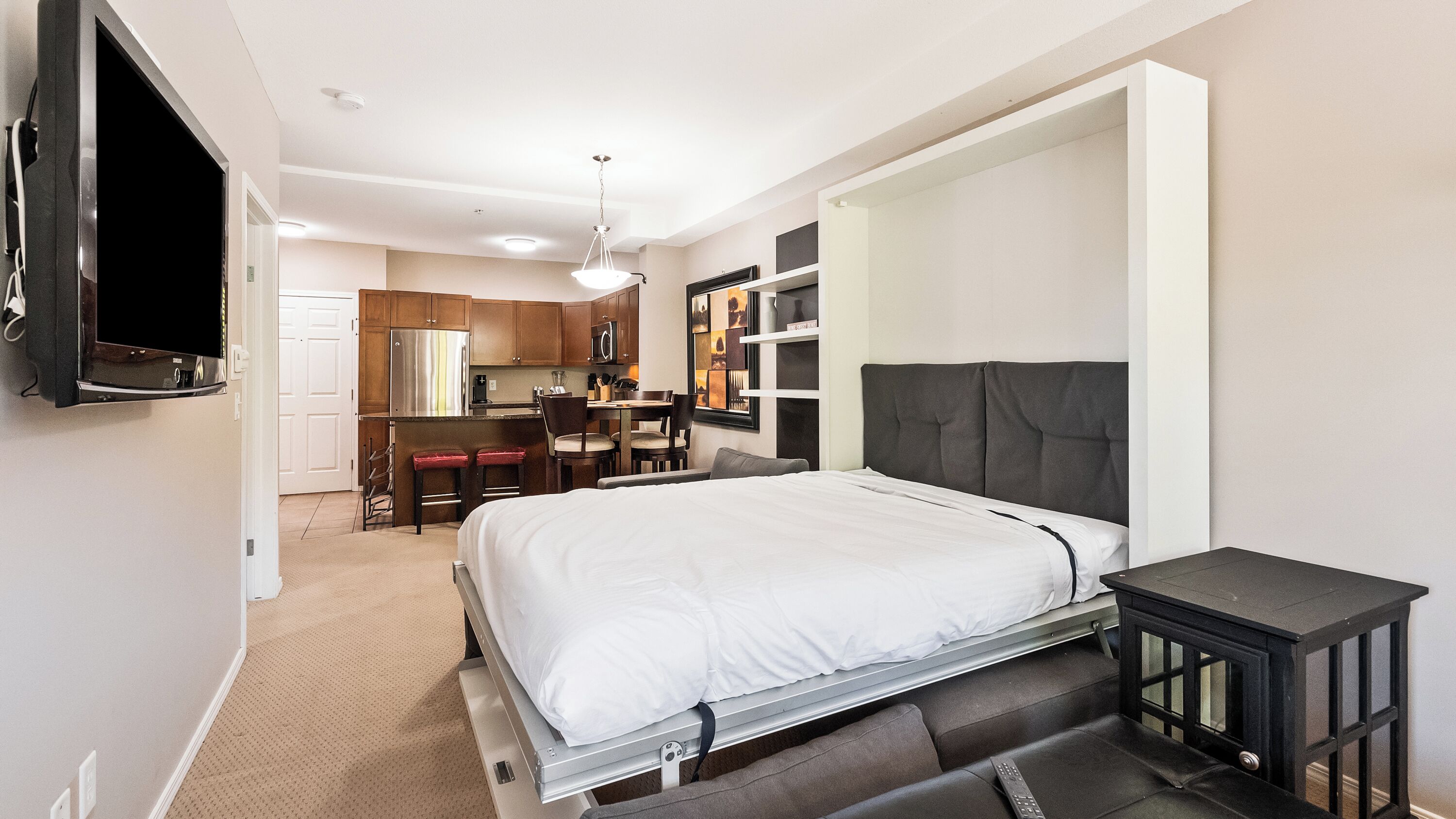 Comfort Condo, 1 Bedroom | Iron/ironing board, free WiFi