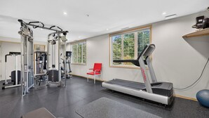 Unclassified image, 5 of 50, button - Mountain View w Pool and Hot Tub 2213 (Kelowna)