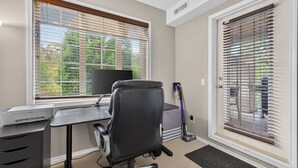Unclassified image, 3 of 50, button - Mountain View w Pool and Hot Tub 2213 (Kelowna)